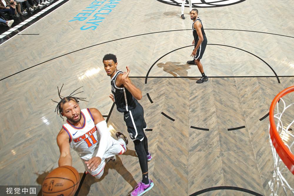 在短暂的 在短暂的