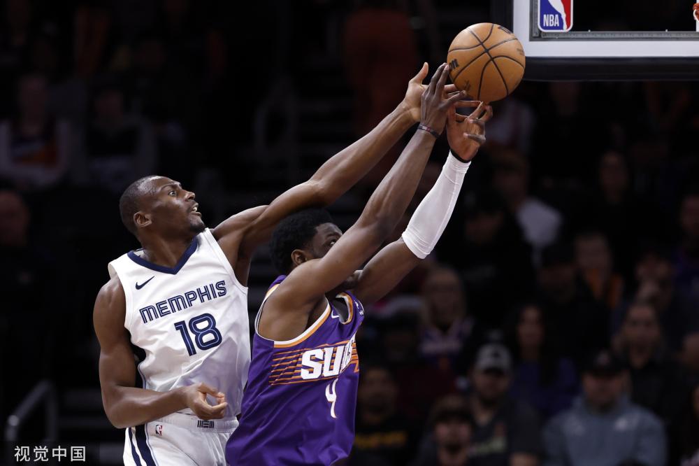 但她的表现 但她的表现